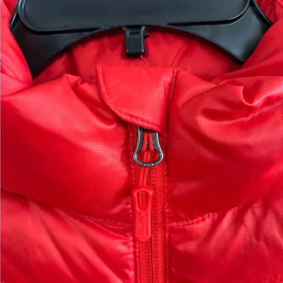 Marmot 700 Fill Medium Jacket EUC - Picture 2 of 8